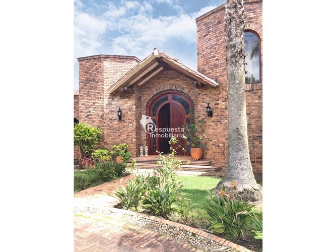 Casa de 5 alcobas en venta en El Poblado, El Retiro, 650 m² · foto 10 de 24