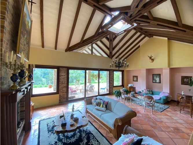 Casa de 5 alcobas en venta en El Poblado, El Retiro, 650 m² · foto 24 de 24