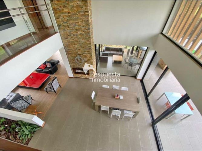 Casa de 4 alcobas en venta en Las Palmas, Medellín, 704 m² · foto 5 de 14
