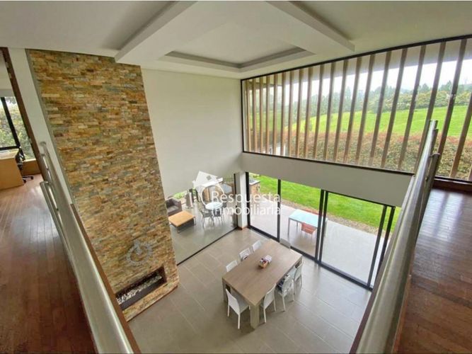 Casa de 4 alcobas en venta en Las Palmas, Medellín, 704 m² · foto 6 de 14