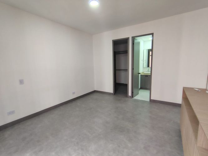Apartamento en arriendo en El Poblado, Medellín · foto 9 de 13