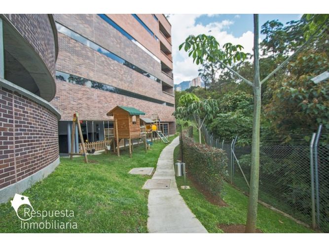 Apartamento de 2 alcobas en venta en Los Balsos, El Retiro, 108 m² · foto 4 de 14