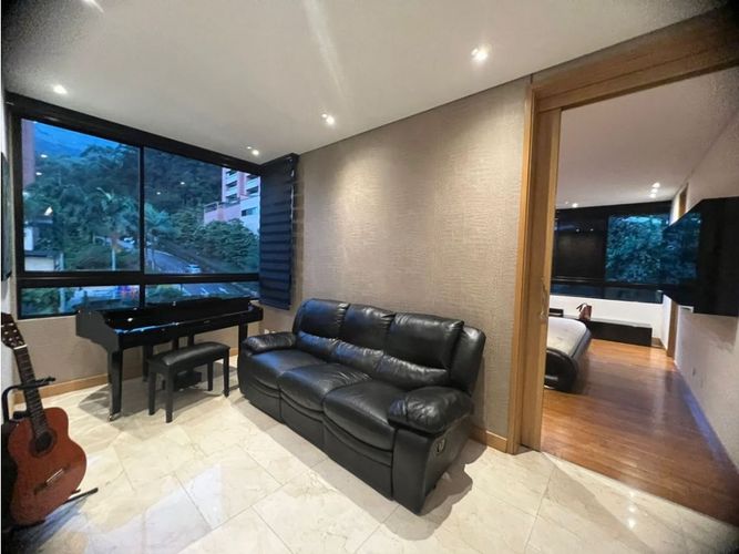 Apartamento de 3 alcobas en venta en La Calera, Envigado, 235 m² · foto 17 de 24