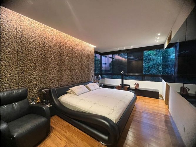 Apartamento de 3 alcobas en venta en La Calera, Envigado, 235 m² · foto 18 de 24