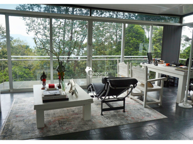 Casa de 5 alcobas en venta en Cerros De Guadalcanal, Envigado, 700 m² · foto 13 de 24