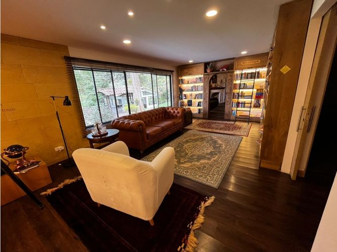 Casa de 6 alcobas en venta en Medellín, 746 m² · foto 17 de 24