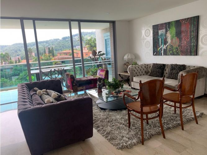 Apartamento de 3 alcobas en venta en Los Balsos, Medellín, 205 m² · foto 5 de 14