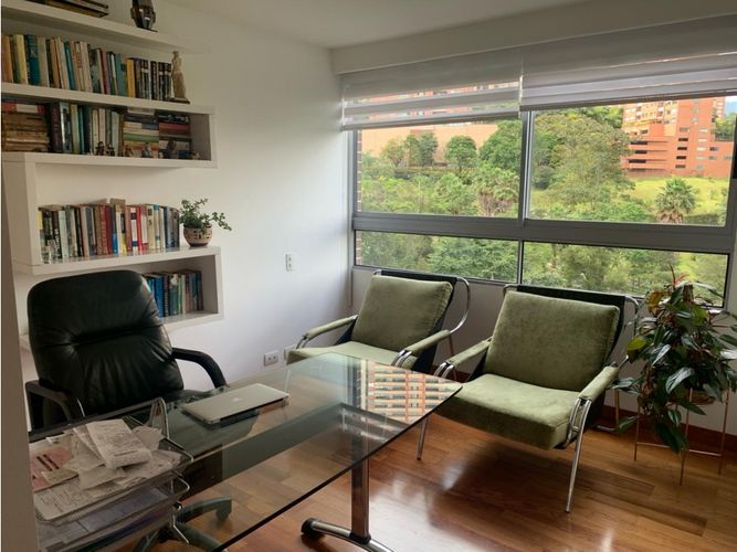 Apartamento de 3 alcobas en venta en Los Balsos, Medellín, 205 m² · foto 13 de 14