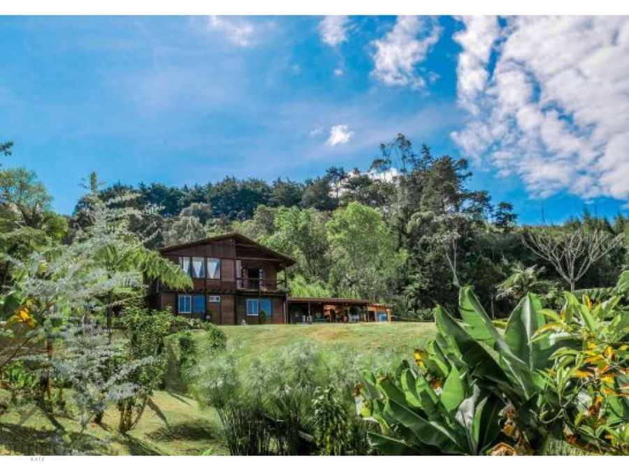 5BR Country House in Aeropuerto (230 m²) for Sale - 3