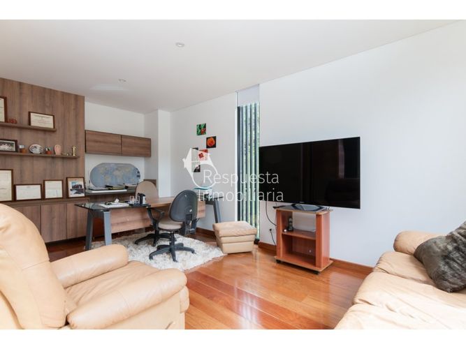 Casa de 4 alcobas en venta en La Calera, Medellín, 700 m² · foto 19 de 24