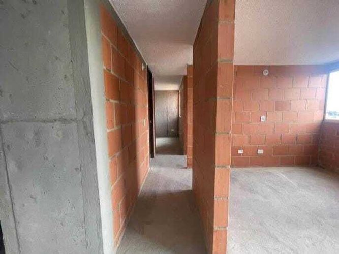 Apartamento de 2 alcobas en venta en Fontibon, Bogotá, 46 m² · foto 3 de 9