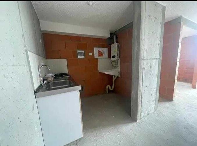 Apartamento de 2 alcobas en venta en Fontibon, Bogotá, 46 m² · foto 4 de 9