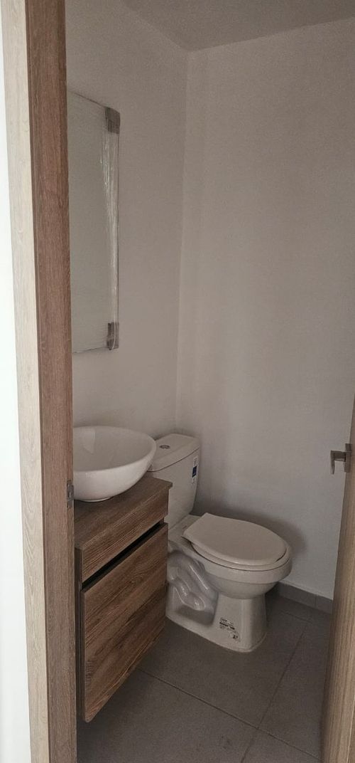 Apartamento de 2 alcobas en venta en Barro Blanco, Rionegro, 108 m² · foto 5 de 24