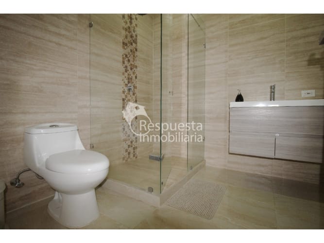 Casa de 5 alcobas en venta en Las Palmas, Medellín, 587 m² · foto 10 de 24