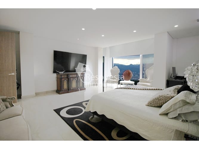 Casa de 5 alcobas en venta en Las Palmas, Medellín, 587 m² · foto 16 de 24