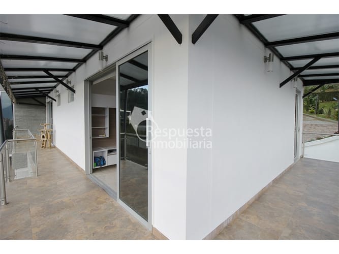 Casa de 5 alcobas en venta en Las Palmas, Medellín, 587 m² · foto 24 de 24
