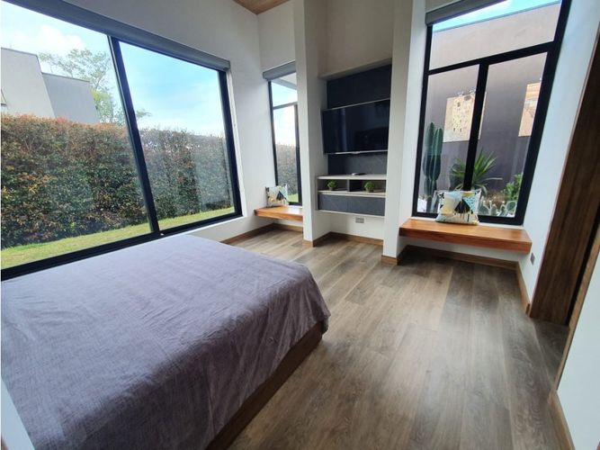 Casa de 4 alcobas en venta en Llano Grande, Rionegro, 1875 m² · foto 7 de 24