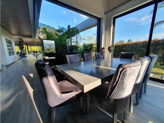 Casa de 4 alcobas en venta en Llano Grande, Rionegro, 1875 m² · foto 10 de 24