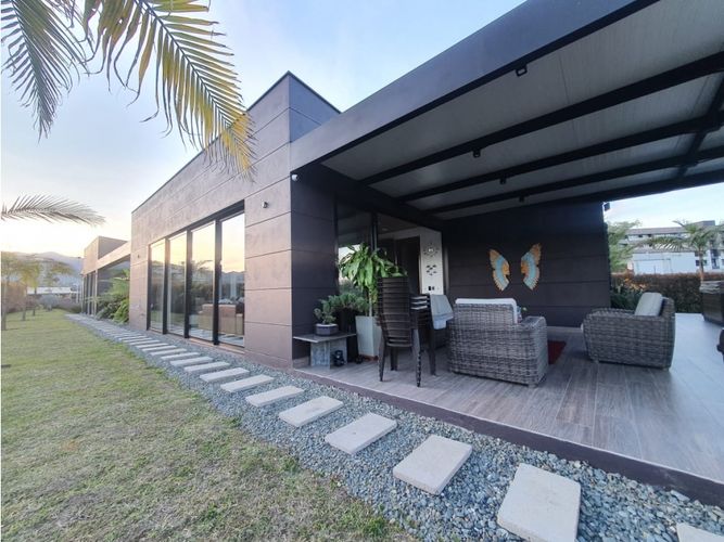 Casa de 4 alcobas en venta en Llano Grande, Rionegro, 1875 m² · foto 18 de 24