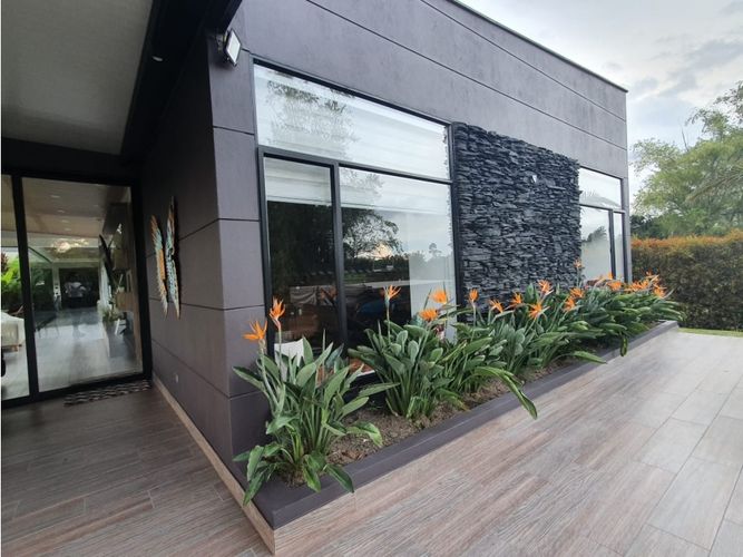 Casa de 4 alcobas en venta en Llano Grande, Rionegro, 1875 m² · foto 19 de 24