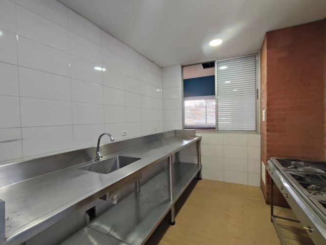 Local en arriendo en Ciudad Cordoba, Cali, 407 m² · foto 20 de 24