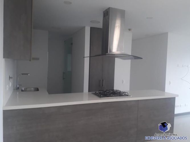 Apartamento de 3 alcobas en venta en El Chingui, Envigado, 80 m² · foto 15 de 16