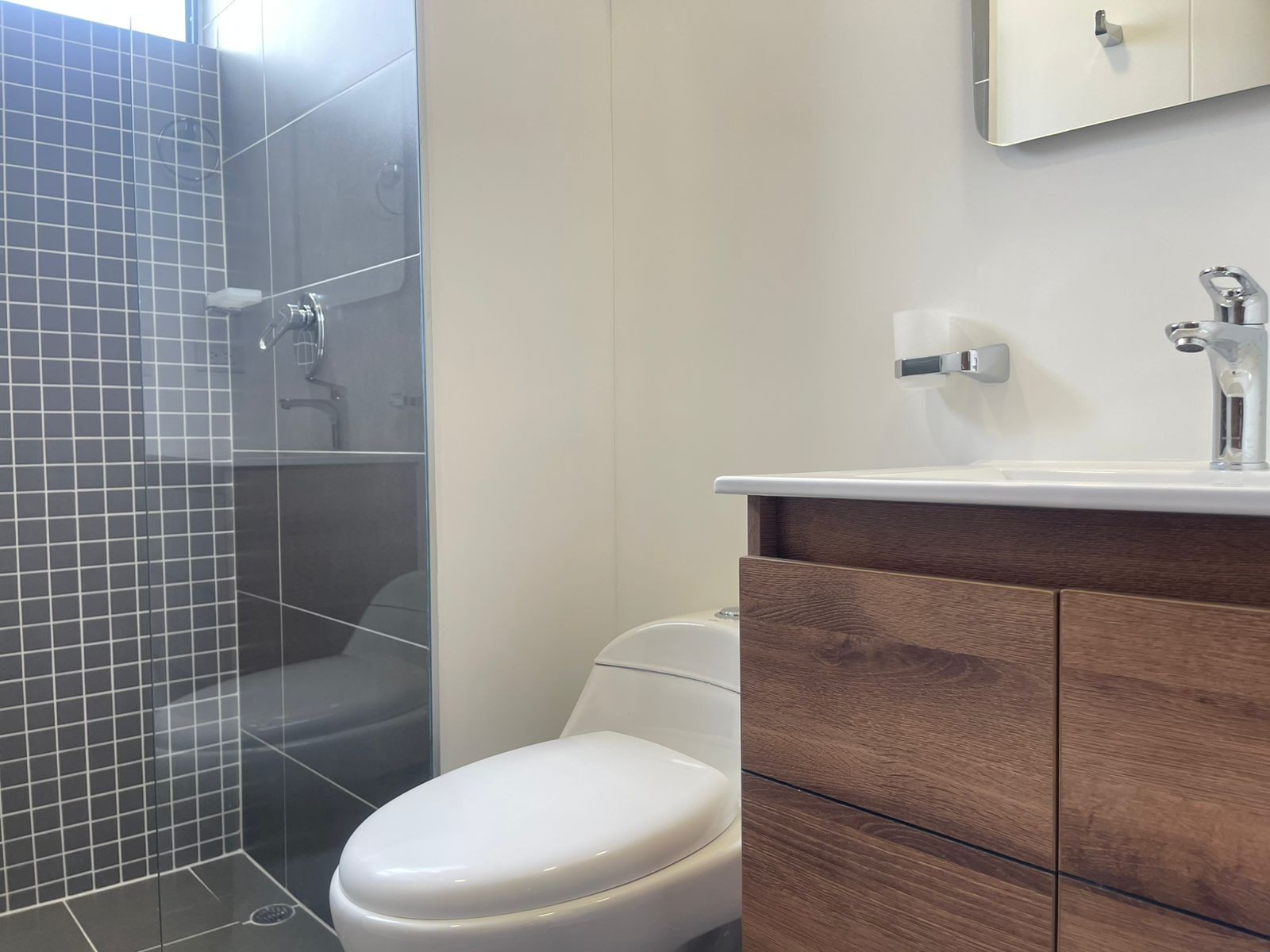 Apartamento en arriendo en Loma Del Barro, Envigado · foto 7 de 18