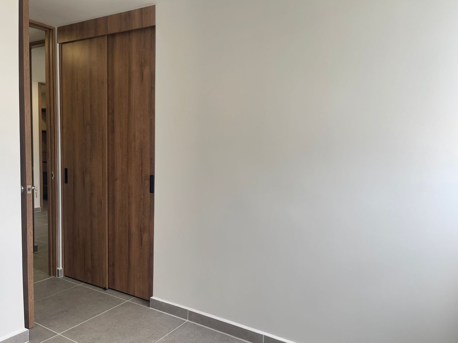 Apartamento en arriendo en Loma Del Barro, Envigado · foto 10 de 18