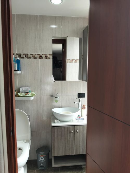 Casa de 3 alcobas en venta en Remanso Sur, Bogotá, 190 m² · foto 9 de 13