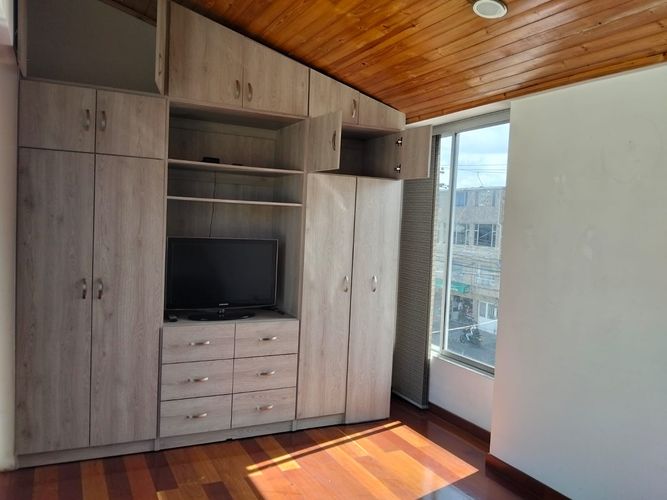 Casa de 3 alcobas en venta en Remanso Sur, Bogotá, 190 m² · foto 11 de 13