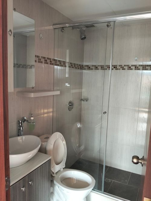 Casa de 3 alcobas en venta en Remanso Sur, Bogotá, 190 m² · foto 12 de 13