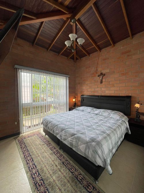 Casa de 3 alcobas en venta en La Ceja, 130 m² · foto 12 de 16