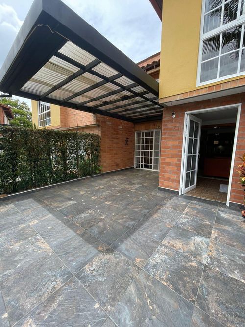 Casa de 3 alcobas en venta en La Ceja, 130 m² · foto 3 de 16