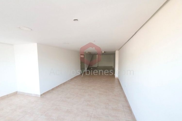 Local en arriendo en El Poblado, Medellín, 218 m² · foto 3 de 17