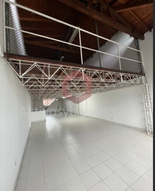 Local en arriendo en El Poblado, Medellín, 218 m² · foto 12 de 17