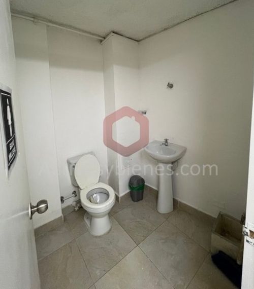 Local en arriendo en El Poblado, Medellín, 218 m² · foto 17 de 17