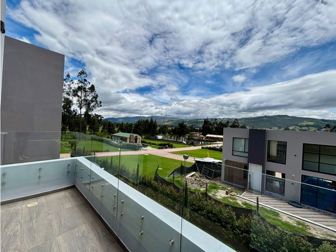 Casa de 3 alcobas en venta en Meusa, Sopó, 220 m² · foto 14 de 24
