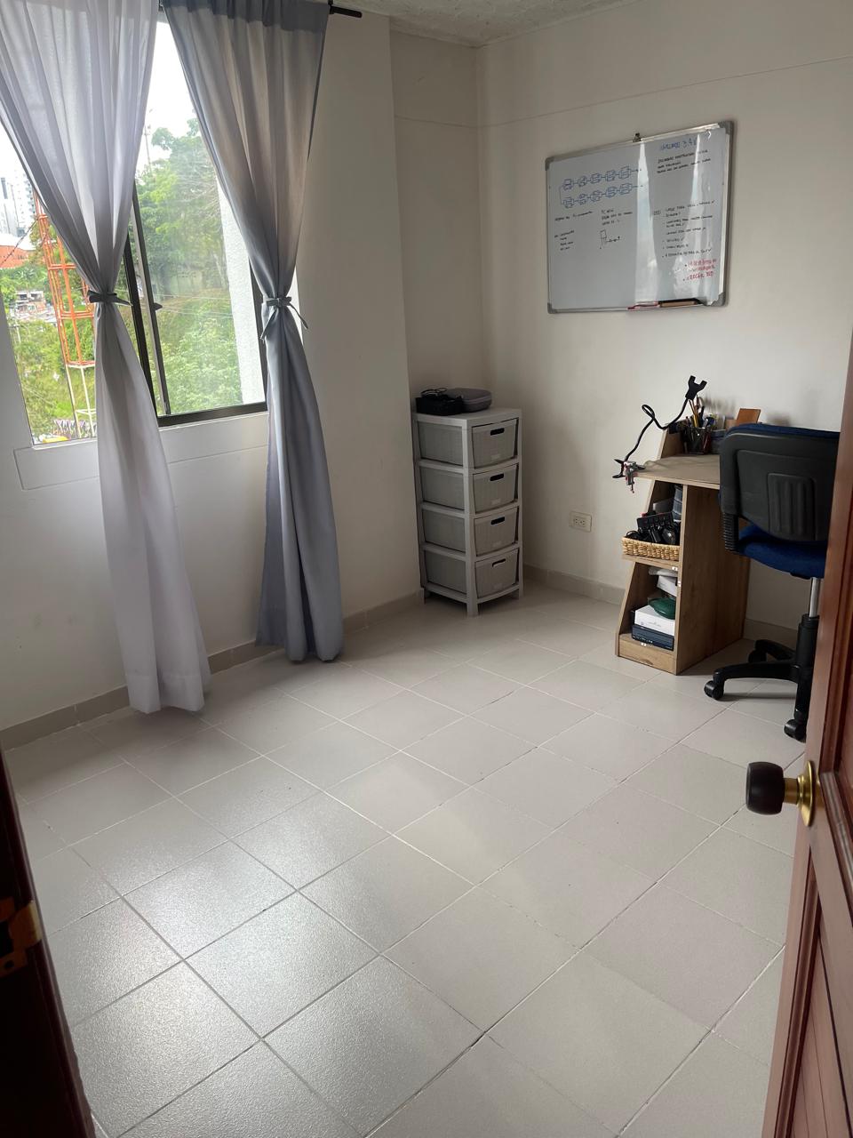 Apartamento en venta en Terminal, Pereira · foto 10 de 15