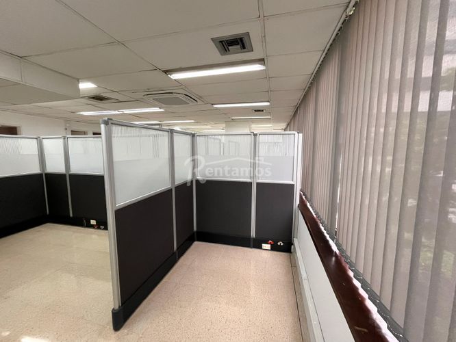 Oficina en arriendo en Alejandría, Medellín, 132 m² · foto 10 de 23