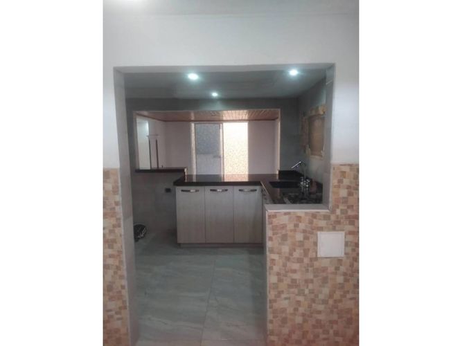 Casa de 4 alcobas en venta en Anillo Vial, Floridablanca, 135 m² · foto 15 de 22