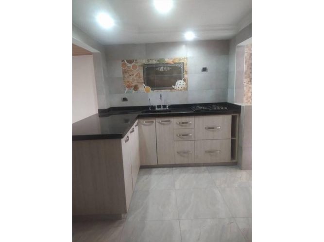 Casa de 4 alcobas en venta en Anillo Vial, Floridablanca, 135 m² · foto 22 de 22