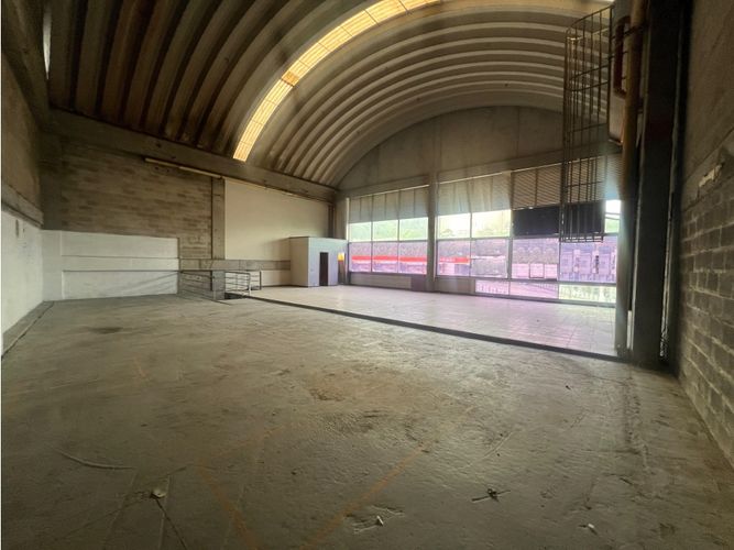 Bodega en arriendo en Parque De Caldas, Sabaneta, 480 m² · foto 3 de 12