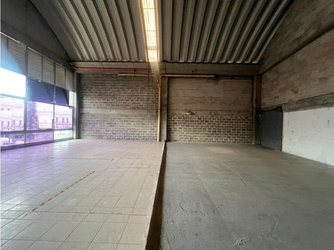Bodega en arriendo en Parque De Caldas, Sabaneta, 480 m² · foto 8 de 12
