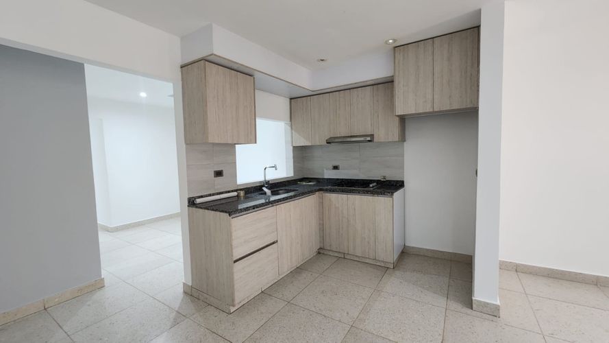 Edificio en venta en Popular, Cali, 396 m² · foto 4 de 19