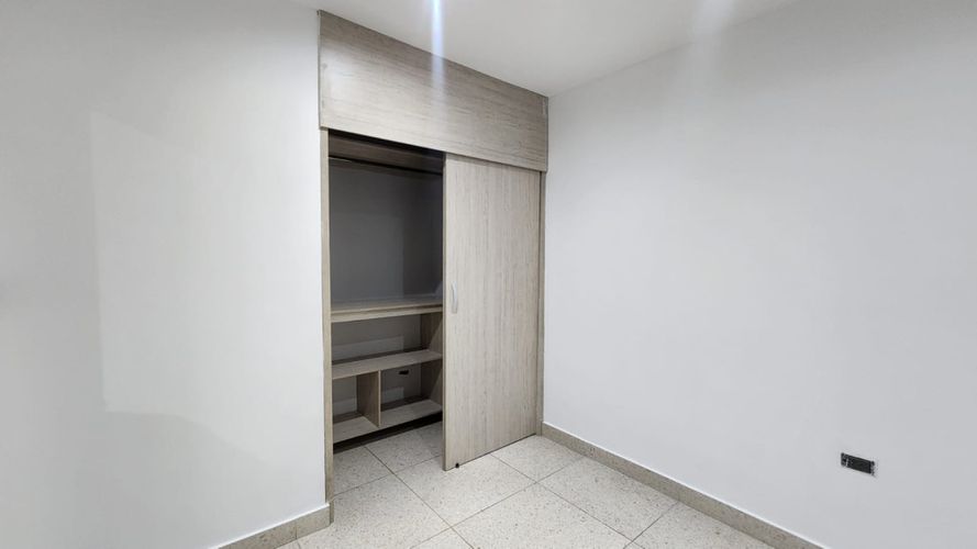 Edificio en venta en Popular, Cali, 396 m² · foto 8 de 19