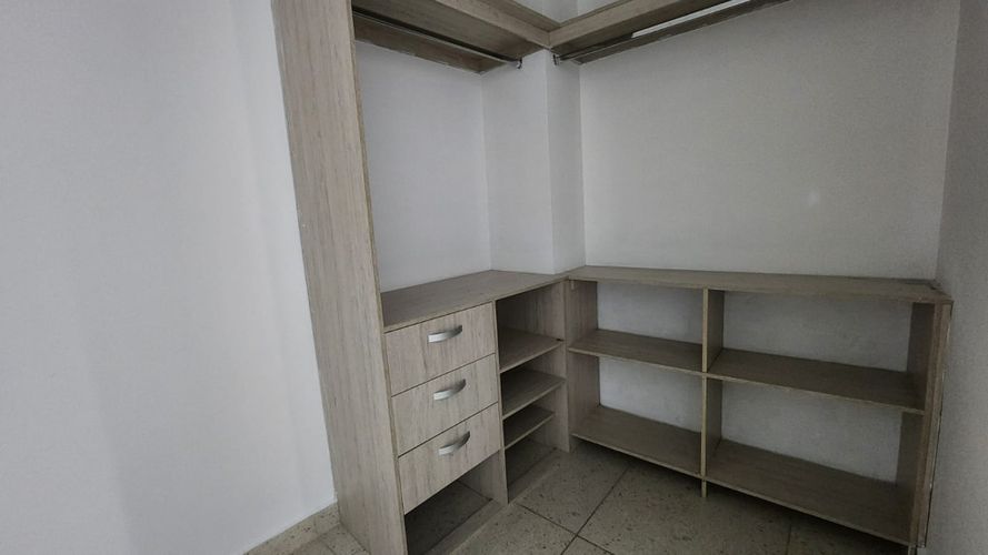 Edificio en venta en Popular, Cali, 396 m² · foto 12 de 19