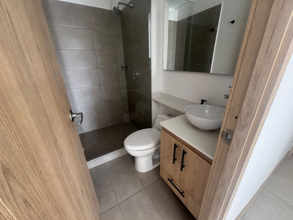 Apartamento en arriendo en Llano Grande, Rionegro · foto 9 de 10