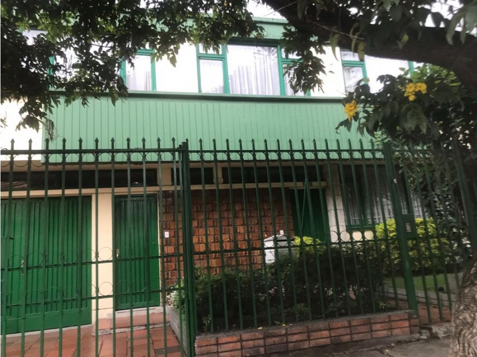 Casa en venta en La Castellana, Bogotá · foto 2 de 17