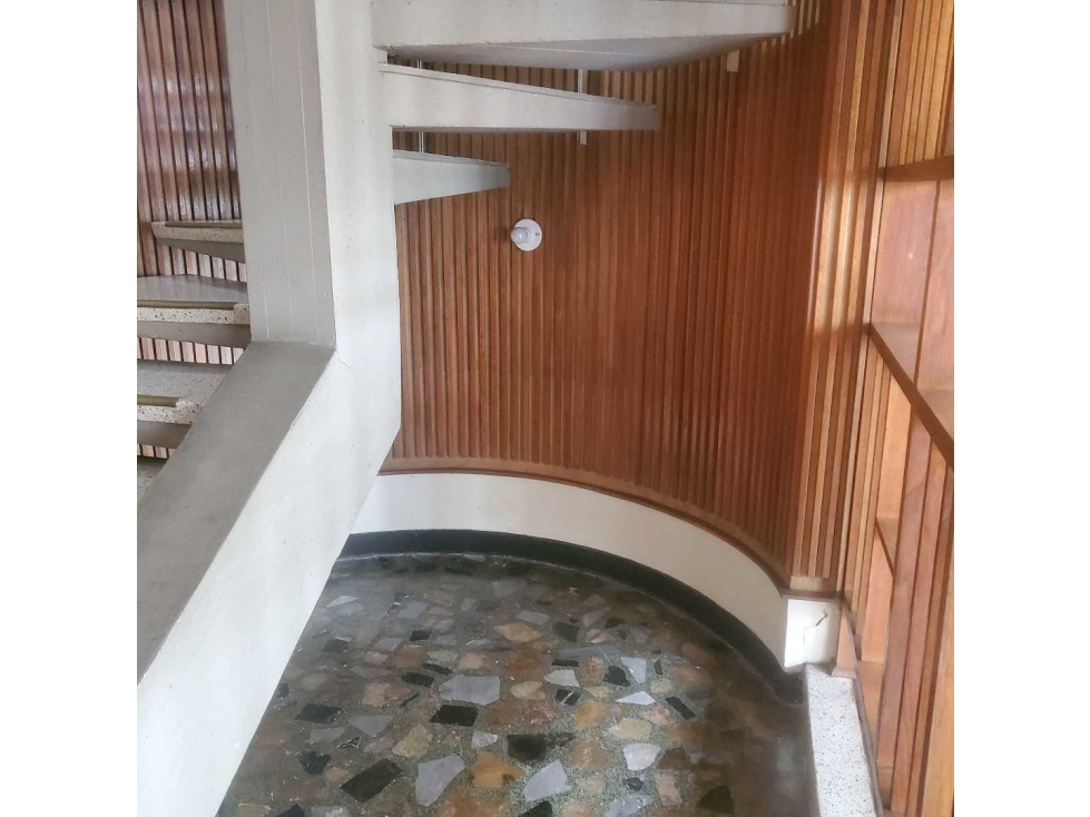 Casa en venta en La Castellana, Bogotá · foto 6 de 17