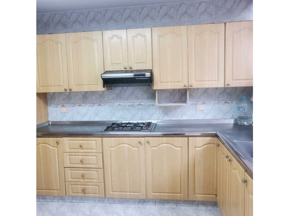 Casa en venta en La Castellana, Bogotá · foto 9 de 17